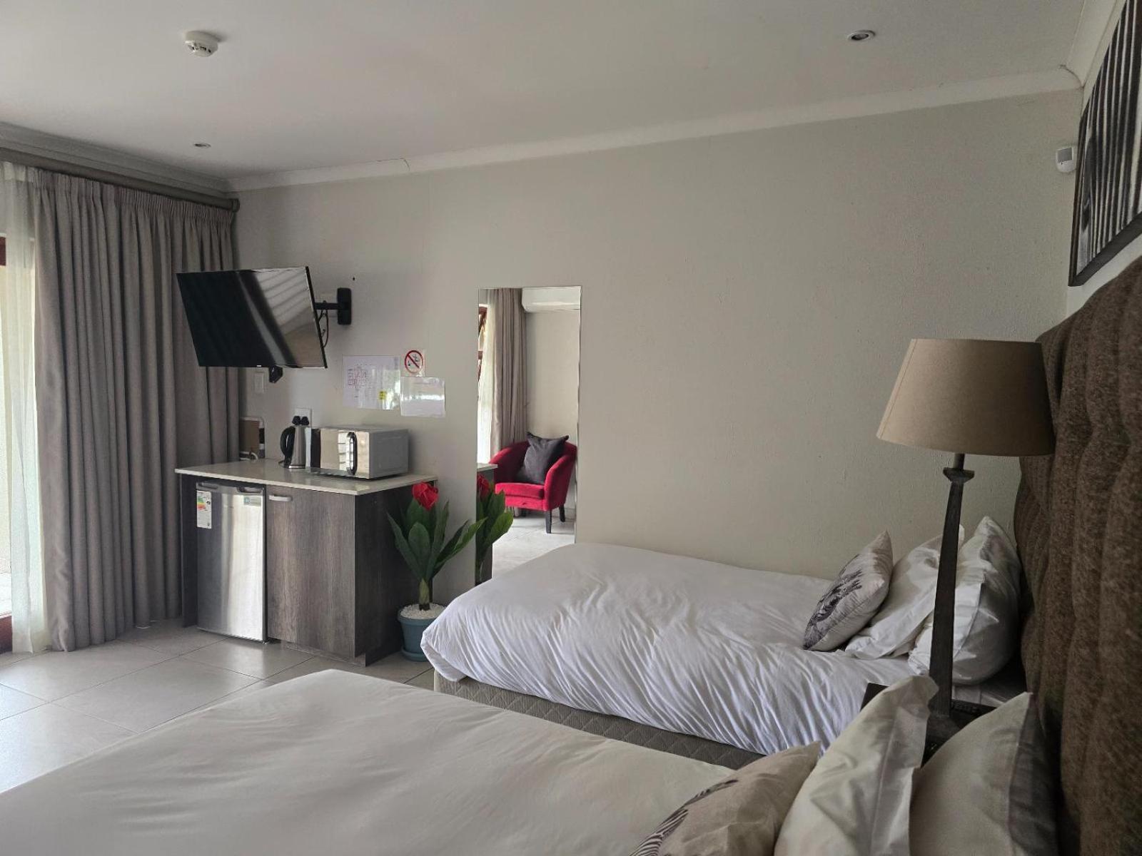 Bonim Guesthouse - Aka Magisha Guesthouse Mbombela ห้อง รูปภาพ
