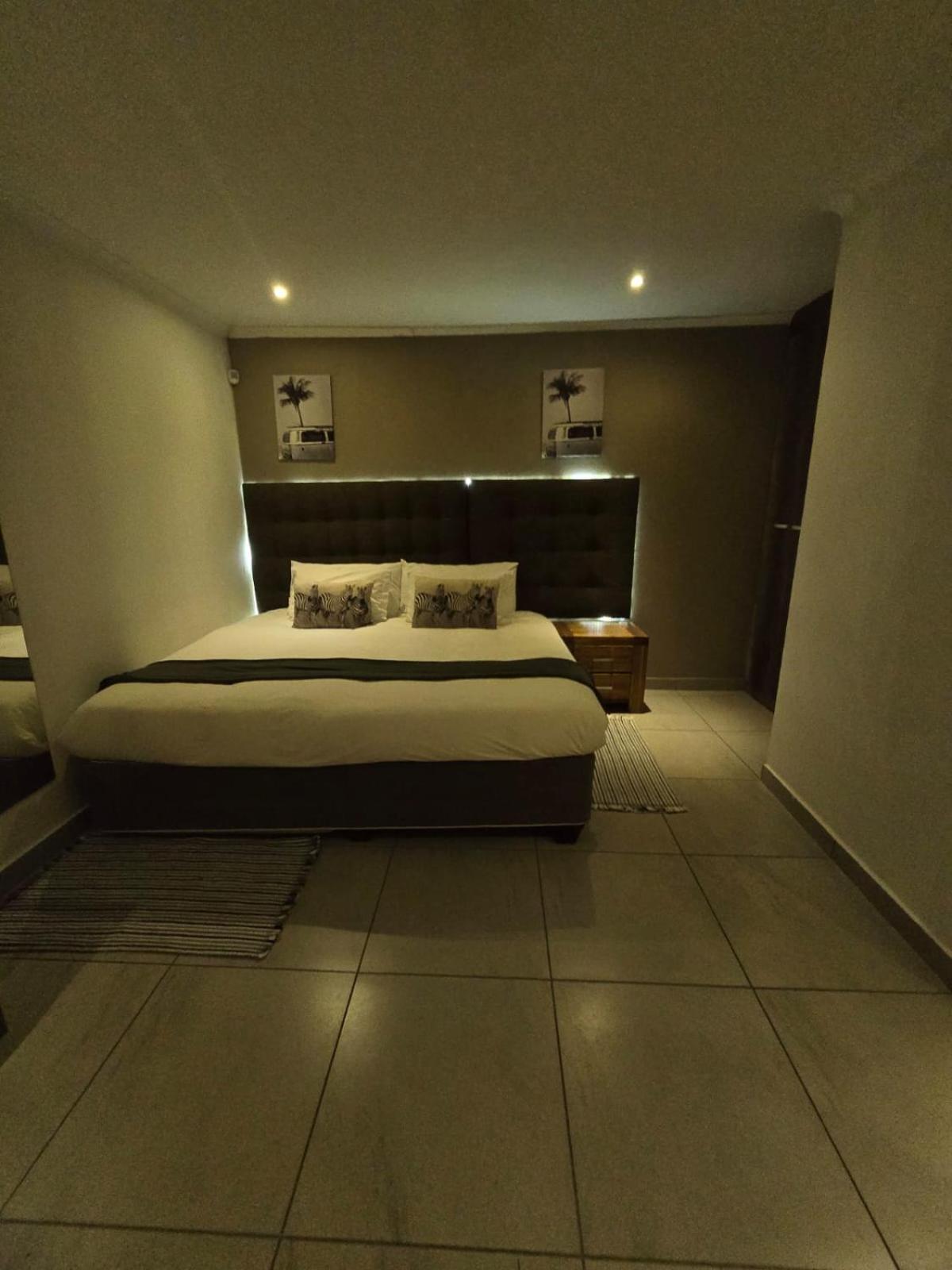 Bonim Guesthouse - Aka Magisha Guesthouse Mbombela ภายนอก รูปภาพ